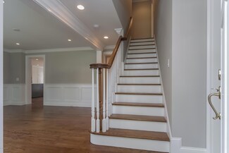 6 Dialstone Ln, Riverside, CT 06878