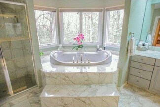 12 Saint Johns Ln N, South Harrison Township, NJ 08062