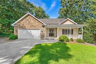 307 Willow Brook Ln, Seneca, SC 29678
