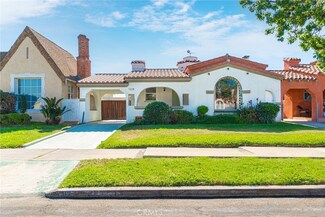 1228 W 82nd St, Los Angeles, CA 90044