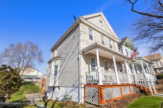 821 Maple St, Scranton, PA 18505