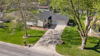 640 16th St SE, Owatonna, MN 55060