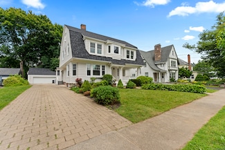 119 Westwood Rd, New Haven, CT 06515