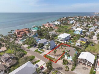 208 W Retama St Unit 16, South Padre Island, TX 78597