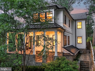 3127 51st Place NW, Washington, DC 20016