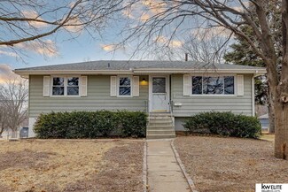 4840 Magnolia St, Omaha, NE 68137