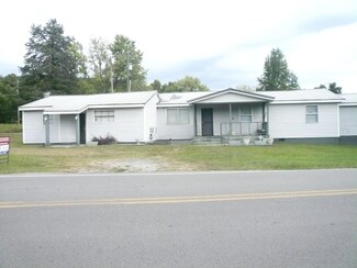 3014 Garretts Chapel Rd, Chickamauga, GA 30707