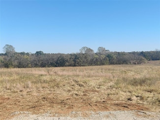 2 S County Line Ave, Blanchard, OK 73010