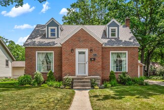 2646 Forest Grove Ave SW, Wyoming, MI 49519