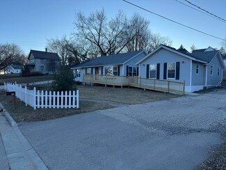 404 Pine St, Mineral Point, WI 53565