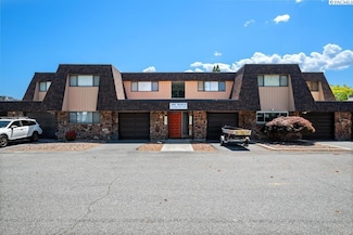 2913 W John Day Ave Unit D102, Kennewick, WA 99336