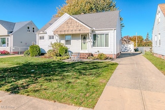 29815 Phillips Ave, Wickliffe, OH 44092