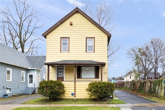 46 Crouch St, Rochester, NY 14609