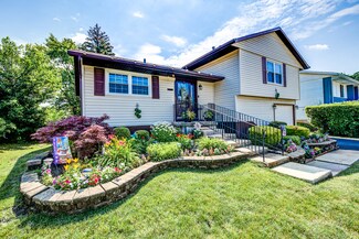 18011 Chantilly Ln, Hazel Crest, IL 60429
