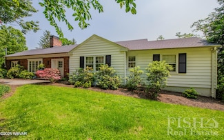24 Upland Rd, Williamsport, PA 17701