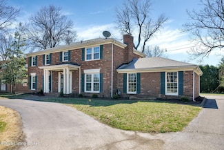 2428 Chattesworth Ln, Louisville, KY 40242