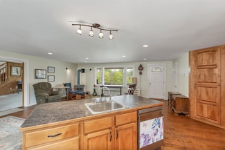 2834 Dick Brown Rd, Plymouth, NH 03264