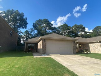 173 Sedgewick Dr, Owens Cross Roads, AL 35763