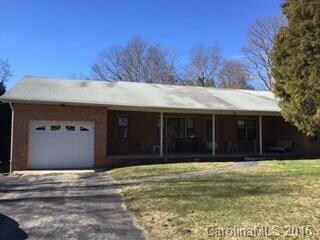 529 Carson Dr, Hendersonville, NC 28791