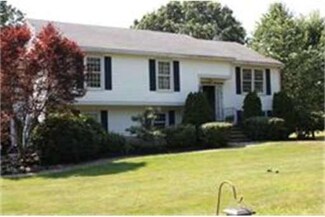 14R County Rd, Essex, MA 01929