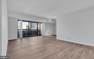 6141 Leesburg Pike Unit 504, Falls Church, VA 22041