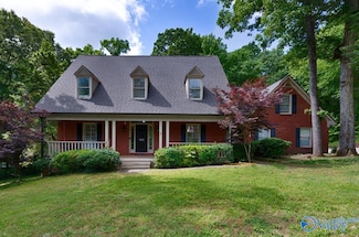 903 Jessie Dr SW, Decatur, AL 35603