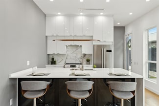 2724 Hondo Ave, Dallas, TX 75219