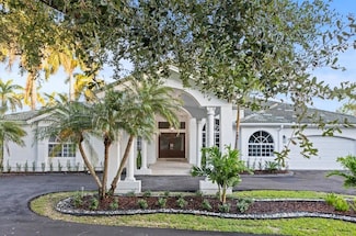 9663 SW 122nd St, Miami, FL 33176