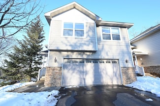 474 Wyoming St E, Saint Paul, MN 55107