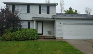 2242 Hobblebush Ln, Lake View, NY 14085