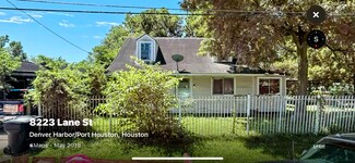 8222 Lane St, Houston, TX 77029