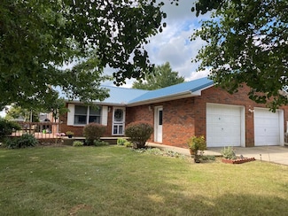 8006 Shelby St, Maysville, KY 41056