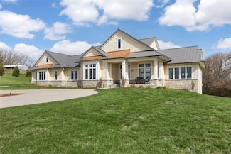 4210 Wright Brothers Blvd E, Ely, IA 52227