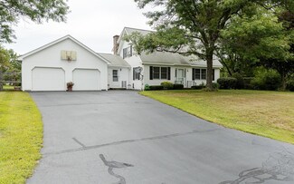 8 Dearborn Cir, Walpole, NH 03608