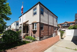 212-21 47th Ave, Bayside, NY 11361
