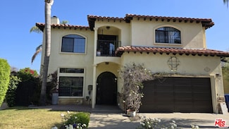 6483 W 81st St, Los Angeles, CA 90045