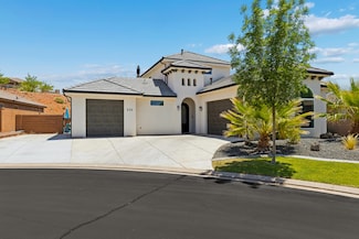 536 N Creek Ridge Cir, Washington, UT 84780