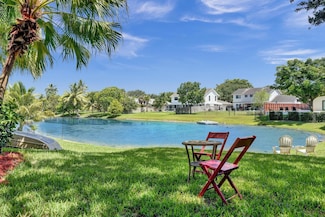 10582 Grove Place, Cooper City, FL 33328