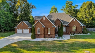 200 George Ln, Tullahoma, TN 37388