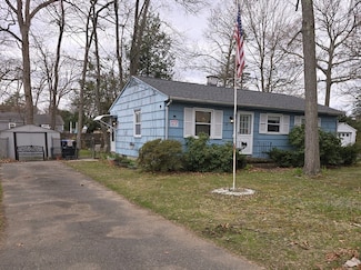 190 Talmadge Dr, Springfield, MA 01118