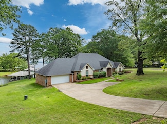 23196 J e b Cir, Frankston, TX 75763