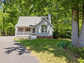 9202 Dolmen Rd, Glen Allen, VA 23060