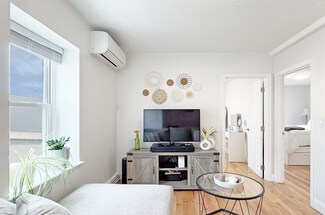 131 Beacon St Unit 5, Chelsea, MA 02150