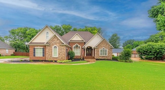 308 Lonnie Dr, Muscle Shoals, AL 35661