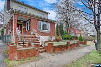 465 Brook Ave, Passaic, NJ 07055
