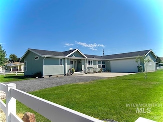 606 Somerville St, Jordan Valley, OR 97910