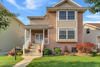 1616 Center St, Whiting, IN 46394