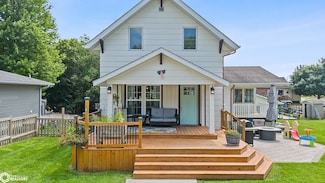1509 Main Ave, Clear Lake, IA 50428