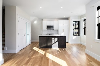 131 Prospect St Unit B, Newburyport, MA 01950