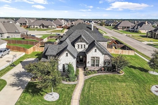 7051 Cedar Ct, Midlothian, TX 76065